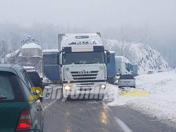 Ndalohet lëvizja e automjeteve të rënda në rrugën Tetovë – Kodra e Diellit
