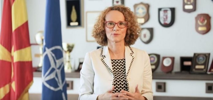 Shekerinska: 2018-ta është viti kur e hapëm derën drejt NATO-s (VIDEO)