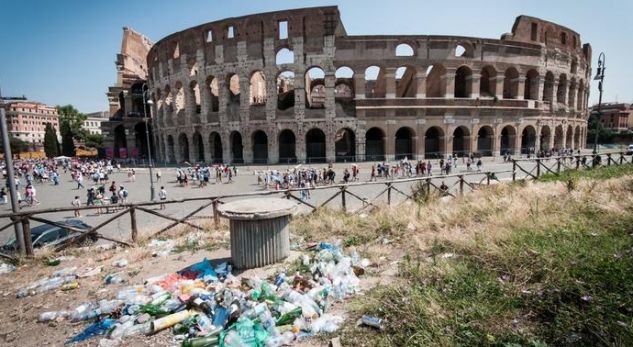 Roma pushtohet nga mbeturinat