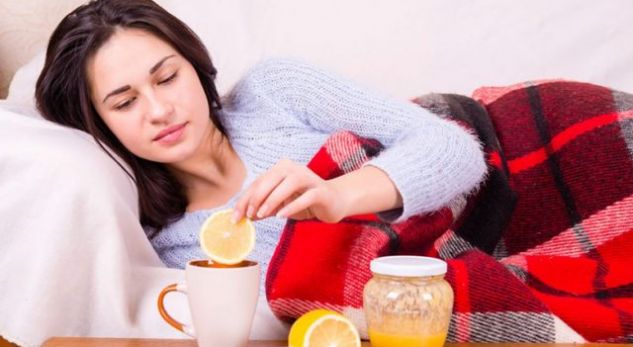 Keni zënë shtratin nga gripi dhe i ftohti? 8 këshilla për ta kaluar