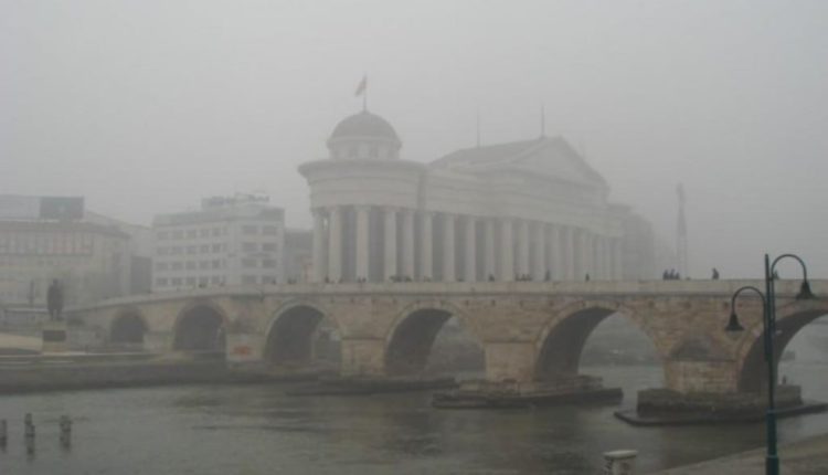 Shkupi mbrëmë ishte qyteti më i ndotur në botë (Foto)