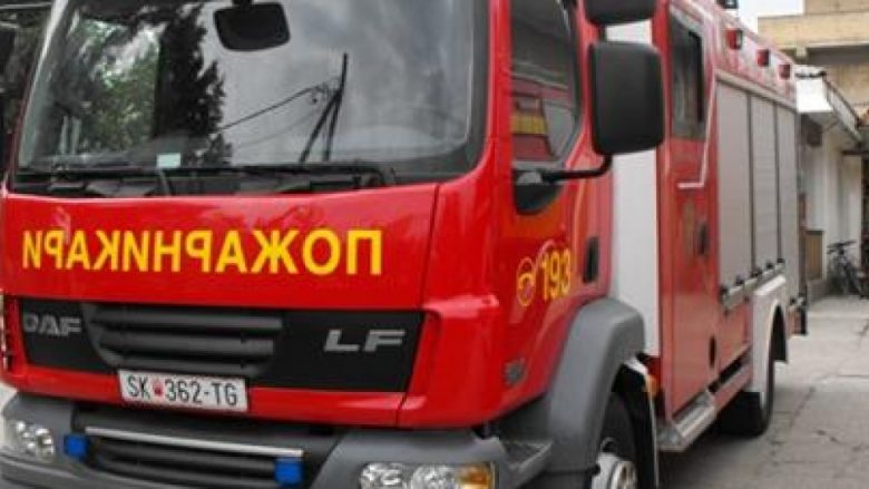 Digjet një shtëpi në Shkup, arrestohet pronari i saj pasi pengoi zjarrfikësit gjatë intervenimit