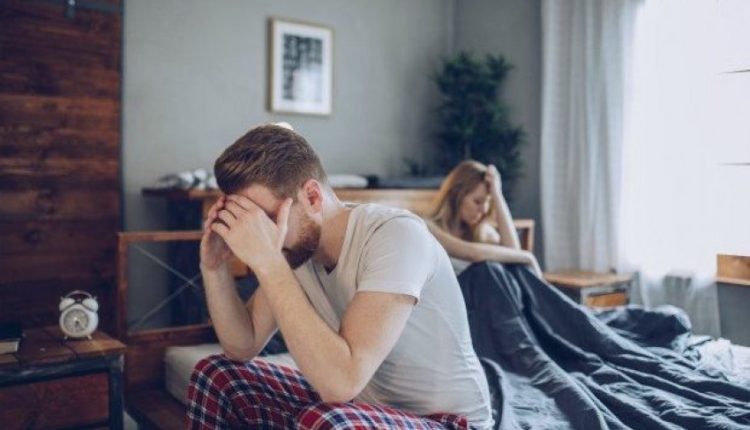 Meshkujt tregojnë 4 fjalët që urrejnë t’i dëgjojnë gjatë aktit intim