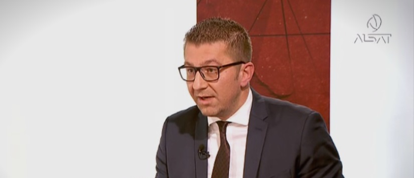 Mickoski: Asnjëherë nuk do ta përdor emrin kushtetues me shtesë gjeografike