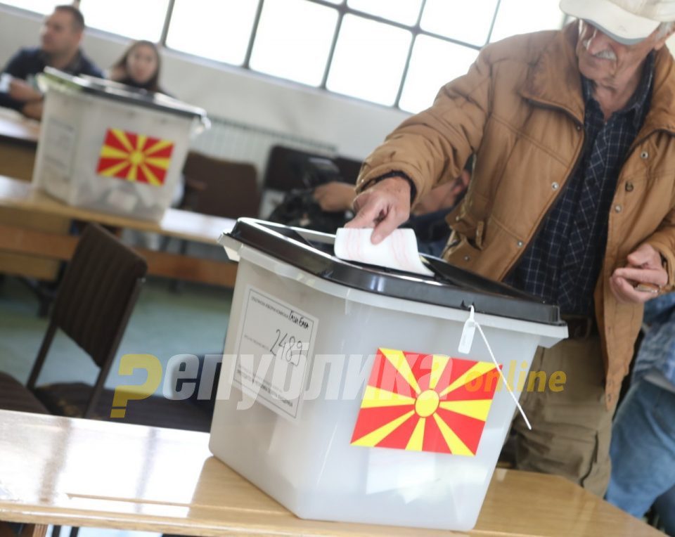 Në Kërçovë deri në ora 15 kanë votuar 11.181 persona