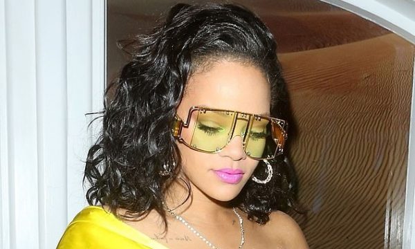 Rihanna, shfaqet e “nxehtë” në Londër