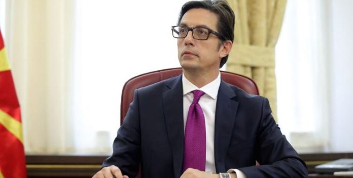 Pendarovski pret datë për bisedimet me BE-në