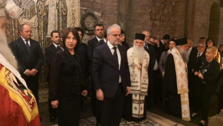Xhaferi në takim me Papa Françeskun në Romë: Maqedonia ka harmoni ndërfetare