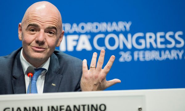 Infantino rizgjidhet president i FIFA-s
