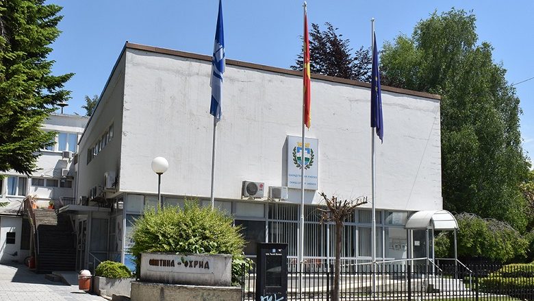 Komuna e Ohrit dënon incidentin në mes këshilltarëve të BDI-së dhe Lëvizjes Besa