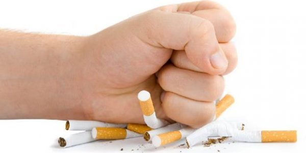 Pesë mënyra të thjeshta për ta lënë cigaren