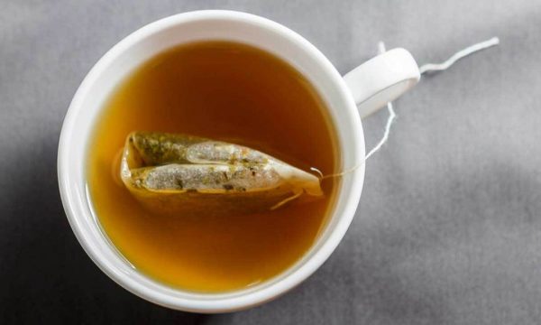 Përfundimisht, a ju dobëson çaji i gjelbër?