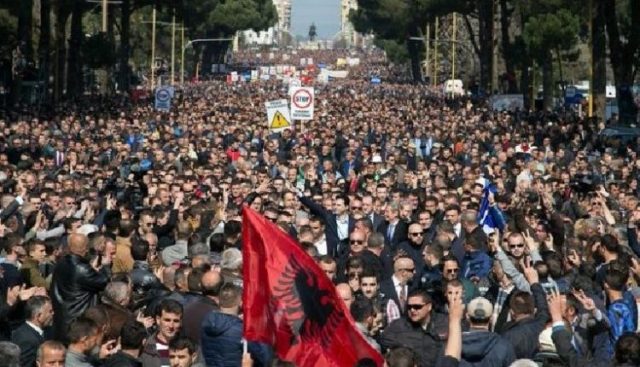 Opozita Në Shqipëri Sot Proteston Sërish - Republika Shqip