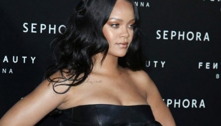 Rihanna shkëlqen me stilin e veçantë në Santa Monica (FOTO)