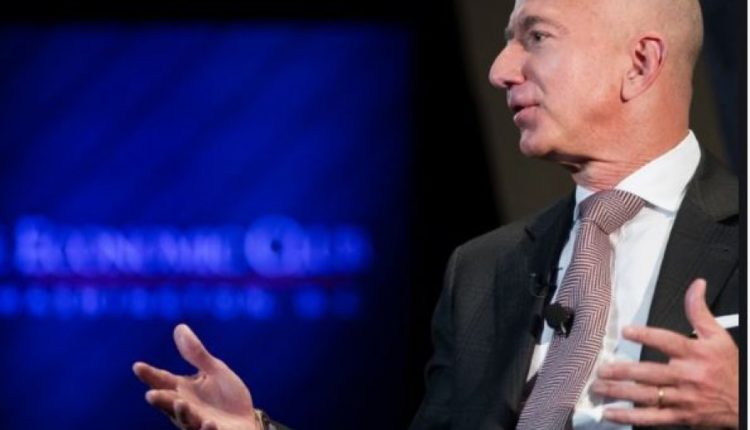Bezos dhuron 100 milionë dollarë për 24 organizata bamirësie