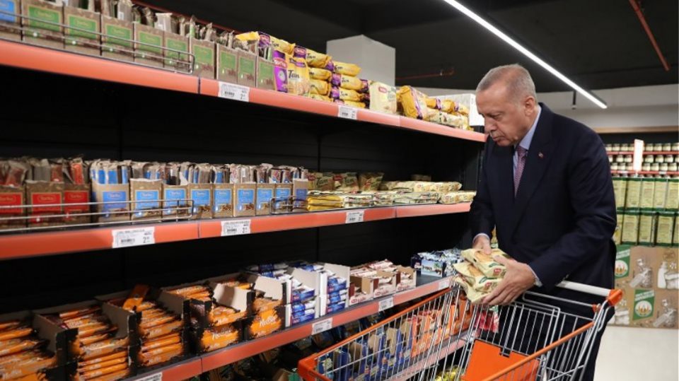 E rrallë, Erdogan bën vetë pazarin!
