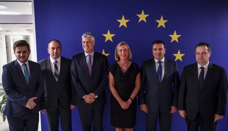 Mogherini mblodhi liderët e Ballkanit Perëndimor, u jep mbështetje vendeve për perspektivën e tyre evropiane