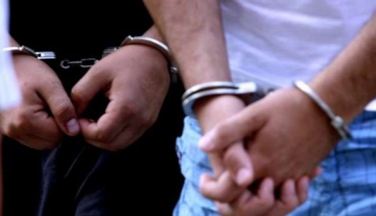 Është gjetur lëndë narkotike, arrestohen dy persona në Bit Pazar