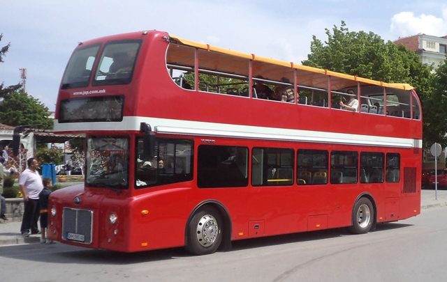 Transporti publik me rastin e manifestimit “Nata e Bardhë”