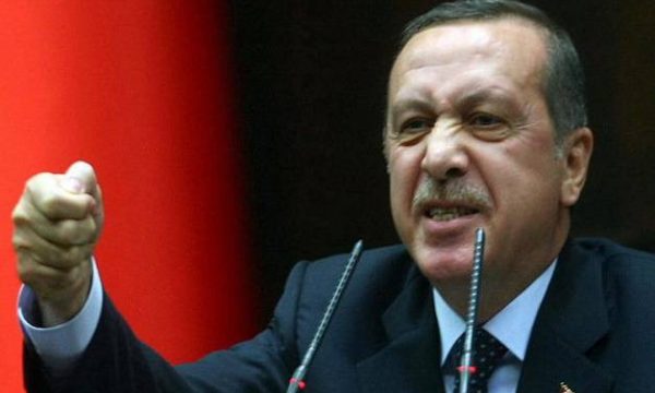 Erdogan kërcënon të thellojë lidhjet ushtarake me Moskën