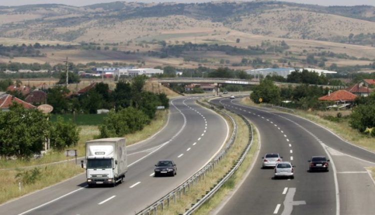 Komunikacioni në Maqedoni, nuk ka ndalesa në kalimet kufitare