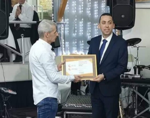 Drejtori Shabani i shpërbleu pesë punëtorët më të suksesshëm të NP Higjiena Komunale – Shkup për vitin 2019