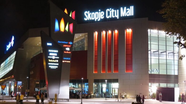 I merret pasaporta të punësuarit në “City Mall” i cili alarmoi rrejshëm për bombë
