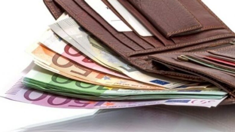 Maqedoni, rritet pragu i pagesës kesh nga 500 në 3 mijë euro