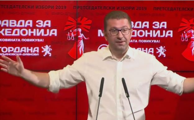 A do të koalicionoj VMRO-ja me parti shqiptare, Mickoski tregon nëse ka pasur bisedime