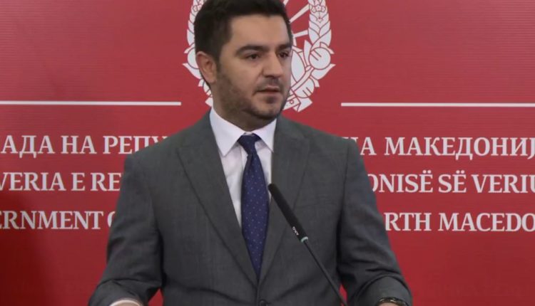 Bekteshi: 5 mijë euro deri në një vit burg për shkelësit e masave