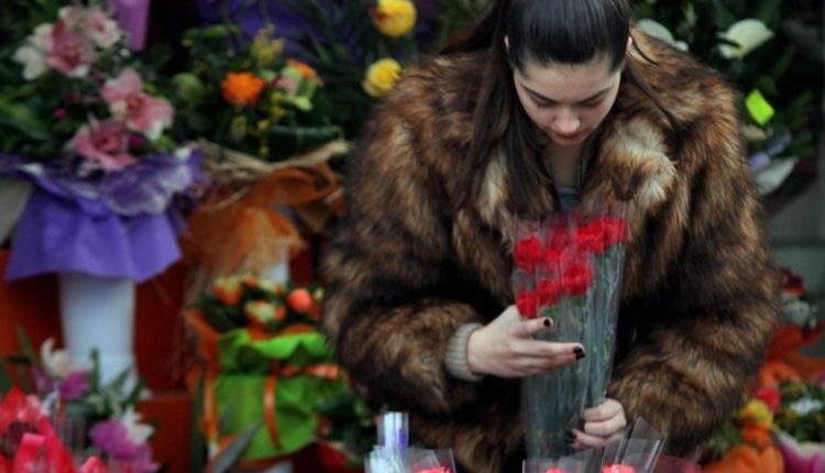 Gratë festojnë 8 Marsin, barazia akoma është vetëm deklaruese