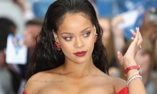 Rihanna dhuron pesë milionë dollarë për të luftuar koronavirusin