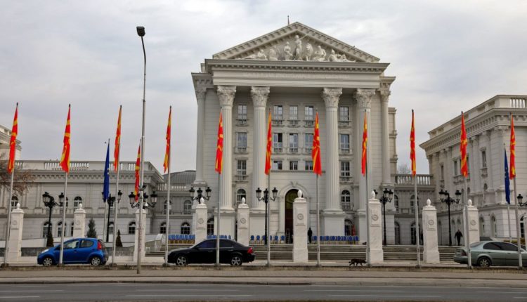 Qeveria do të mbaj seancën e radhës, vendos për karantinën gjatë uikendit