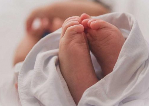 Humb jetën foshnja 6 muajshe, viktima më e re e koronavirusit