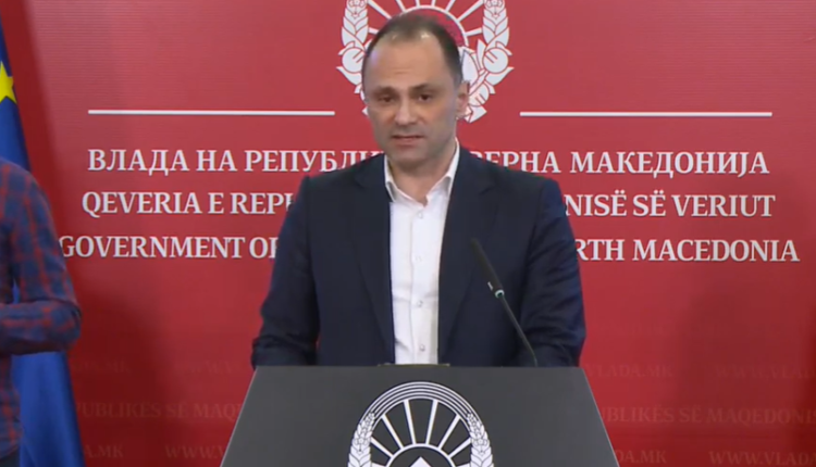 Filipçe: Prej sot jam në izolim shtëpiak, Ministria vazhdon punë