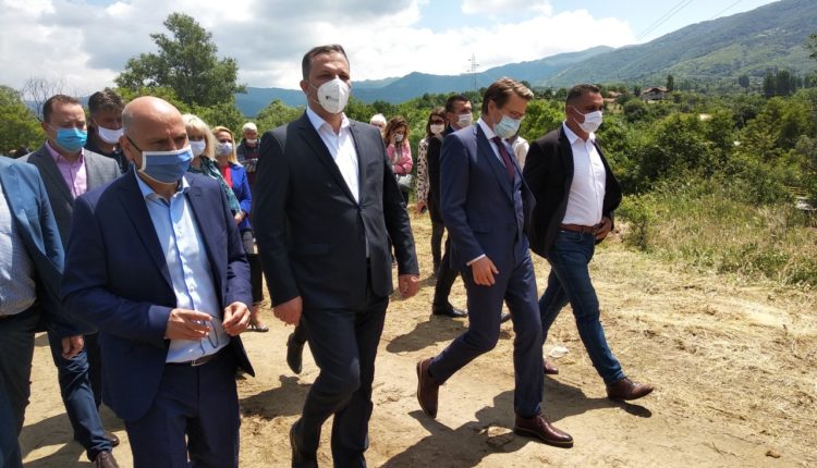 Spasovski: Numrat për të infektuarit e rinj, alarm për t’u respektuar masat