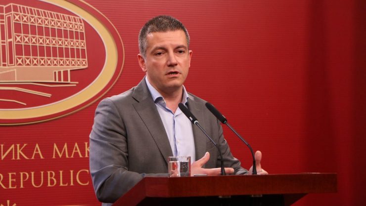 Edhe ministri Mançevski në vetizolim