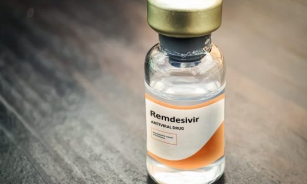 Covid-19, Zvicra autorizon përdorimin e Remdesivirit pa prova klinike