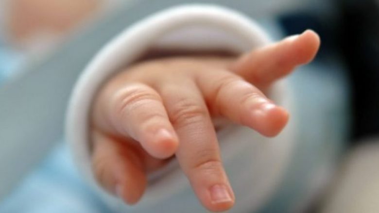 12% e të lindurve në Maqedoni janë fëmijë të prindërve që nuk janë të martuar