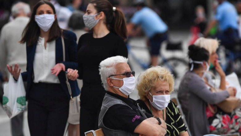 Maqedoni, sanksionohen 707 persona për mosmbajtje të maskës mbrojtëse