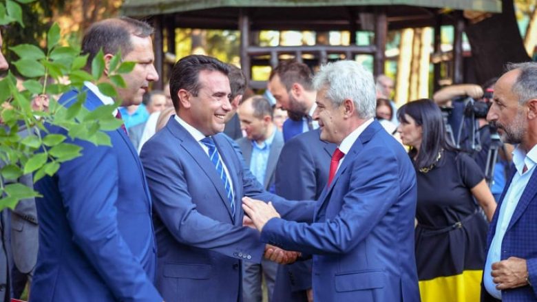 Ali Ahmeti: Zaev t’u kërkojë falje shqiptarëve, kureshtar të dëgjoj kundërshtitë për propozimin tonë për kryeministër