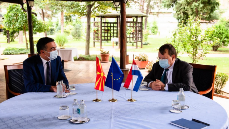 Dimitrov në takim me Jan Kop: Bashkëpunimi me Holandën do të vazhdojë edhe në të ardhmen