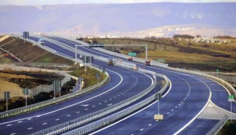 Nuk duhet të quhet autostrada “Shkup-Bllacë”, por autostrada “Arbër Xhaferi”