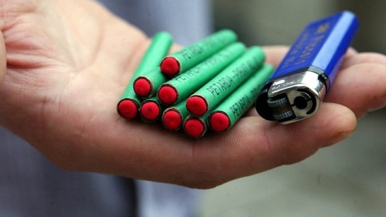 Konfiskohen mjete piroteknike në Kërçovë, arrestohet një person