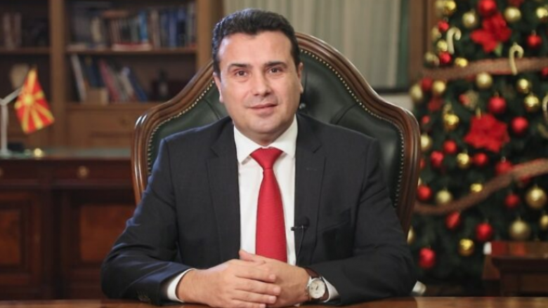 Zaev uron Vitin e Ri: Periudhë e vështirë për të gjithë botën, të sjellim standarde evropiane në vitin 2021