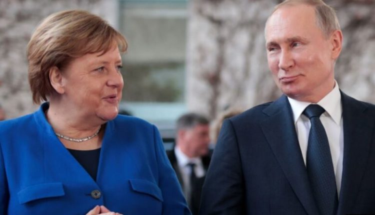 Putin dhe Merkel diskutojnë mundësinë e prodhimit të përbashkët të vaksinave