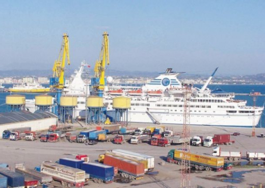 E rëndë në portin e Durrësit, trajleri përplas për vdekje efektiven e sigurisë