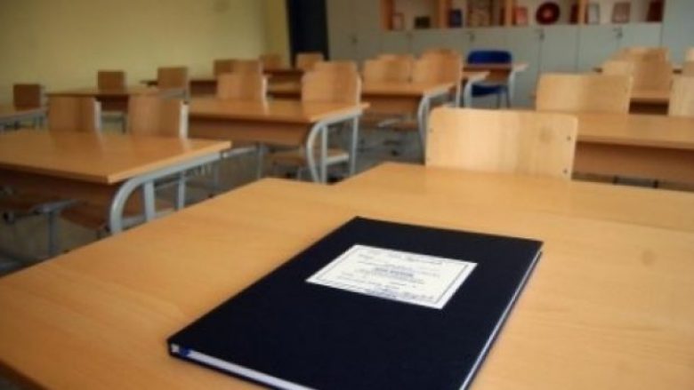 Maturantët e Maqedonisë nuk heqin dorë nga kërkesat