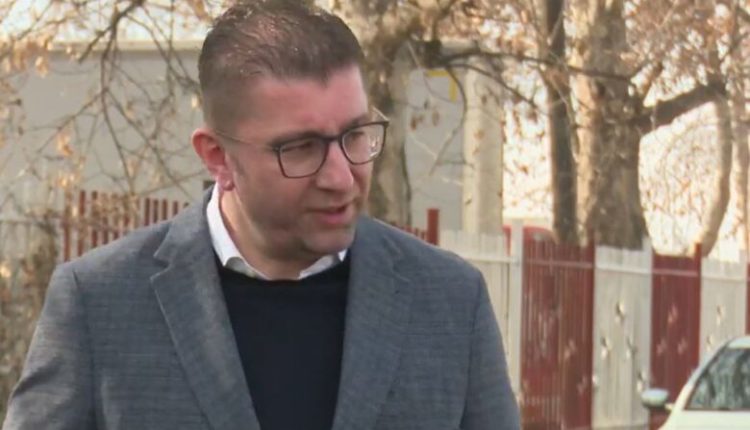 Mickoski: Regjistrimi vë në rrezik shëndetin e qytetarëve