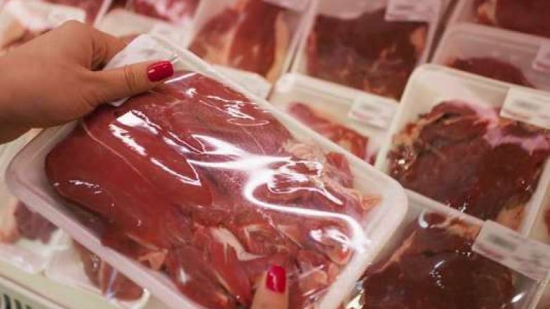 Industria e mishit në Maqedoni kërkon të kthehen kuponët “blej vendore”